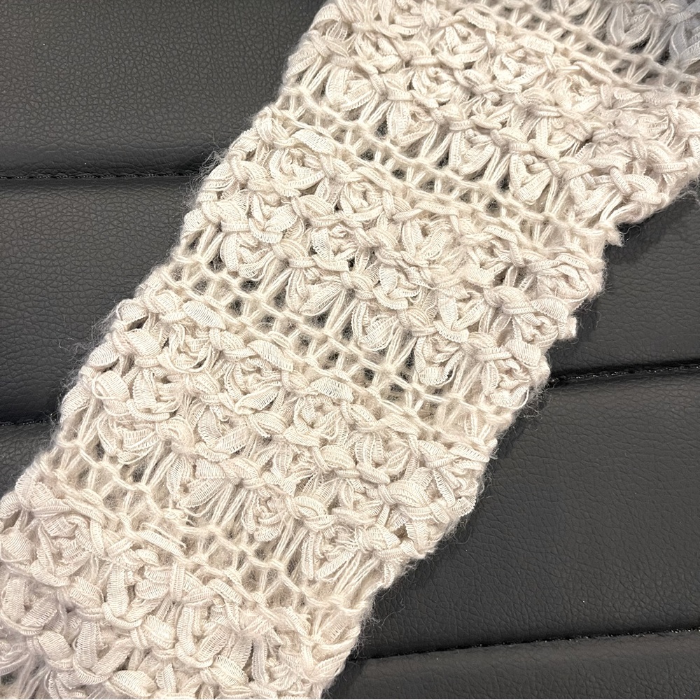 Pins+ Needles textural sweater - Picture 4 of 10